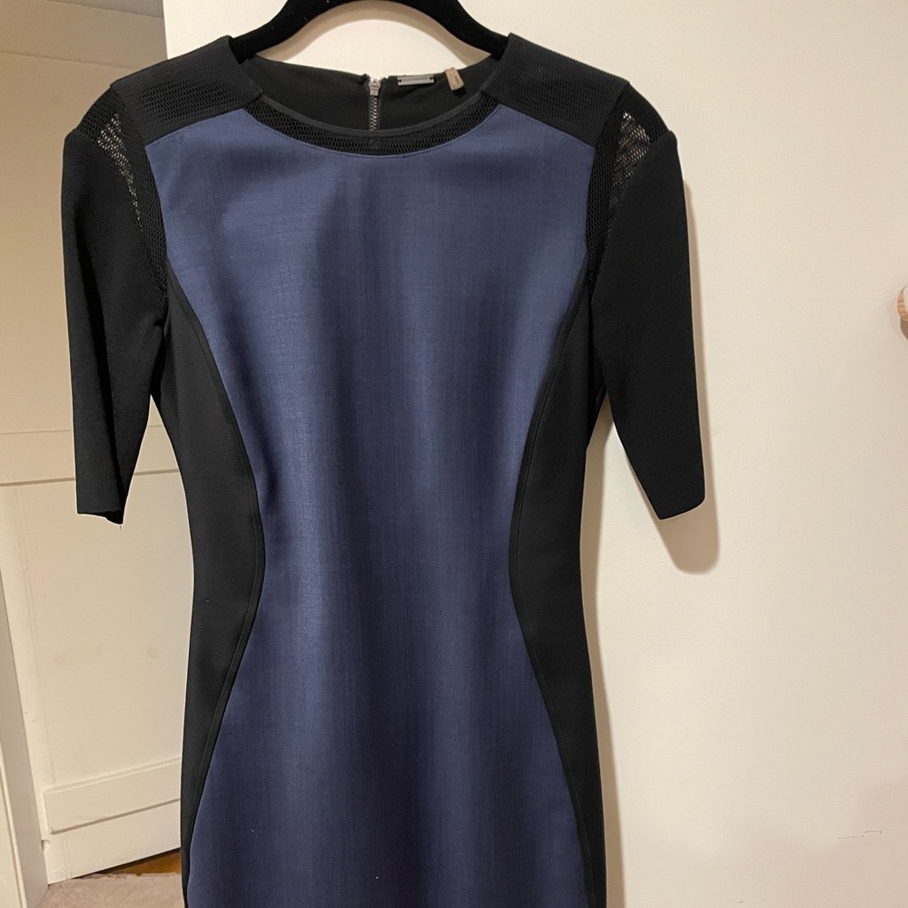 Tahari size 0 sheath dress